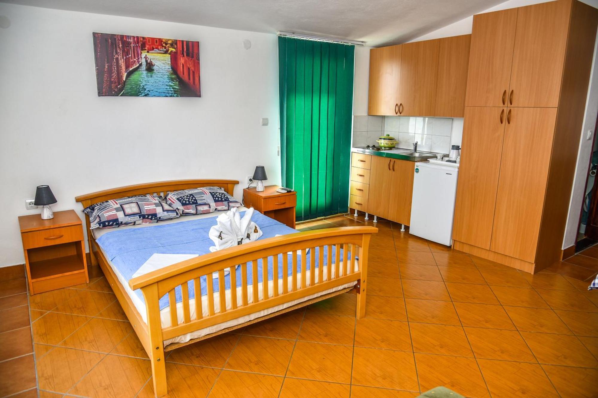 Kalina Lägenhet Budva